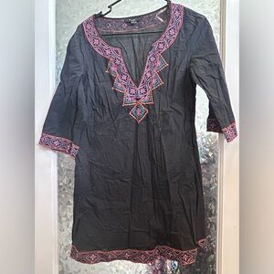 Forever 21 Black Top with Pink and Blue Embroidery B19